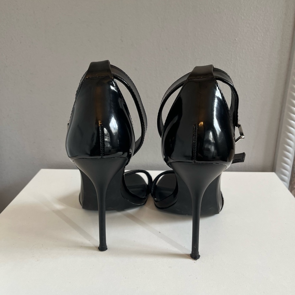 Steve Madden - Beginning Black Patent Stiletto Buckle Heels - 7M - Picture 5 of 6